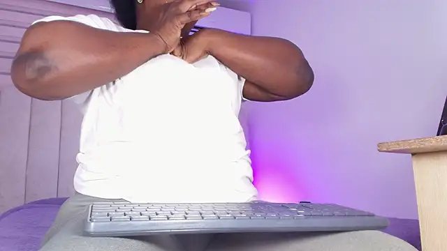  ebony-queen  online show from 5, 3, 2026