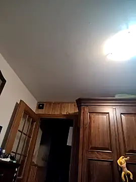 manuel9428 online show from 10, 3, 2025