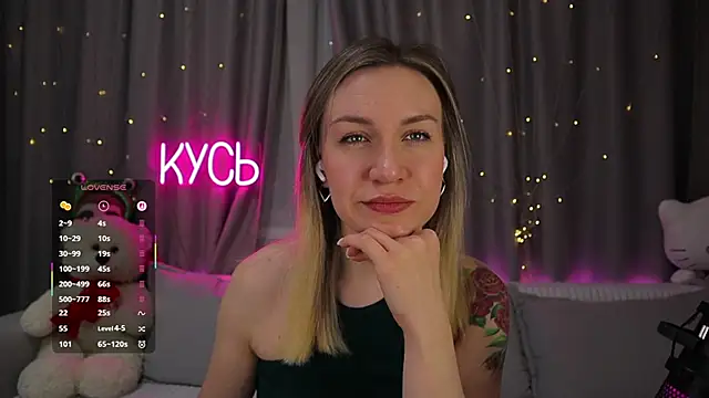  LadyMargo  online show from 31, 1, 2026