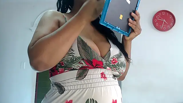 Snapshot of Natashariley1 chatting on 7, 5, 2026 Natashariley1 online show from 7, 5, 2026