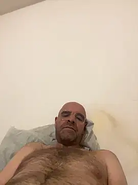 slim1976006 online show from 24, 7, 2026