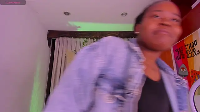 Snapshot of Rianamanson chatting on 23, 3, 2026 Rianamanson online show from 23, 3, 2026