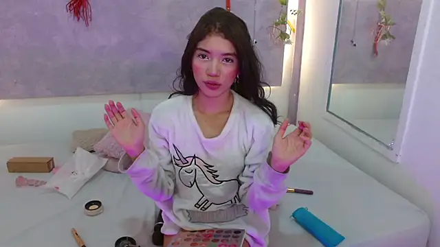 Sweetcristin online show from 4, 10, 2025