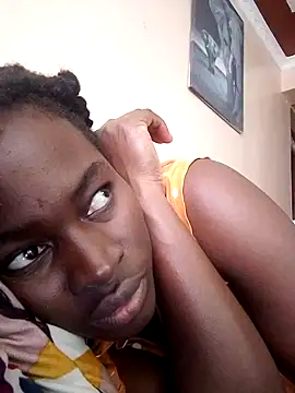 Snapshot of _cutemelania chatting on 2, 2, 2025 cutemelania online show from 2, 2, 2025