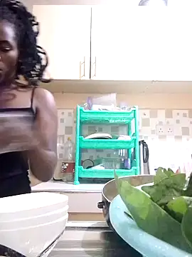 Snapshot of _cutemelania chatting on 3, 2, 2025 cutemelania online show from 3, 2, 2025