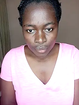 Snapshot of _cutemelania chatting on 16, 11, 2025 cutemelania online show from 16, 11, 2025