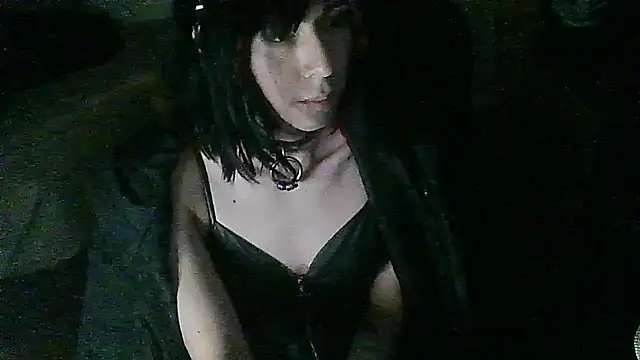 crystalxh online show from 10, 10, 2025