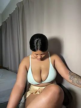 Snapshot of cherrybabe76 chatting on 6, 2, 2025 cherrybabe76 online show from 6, 2, 2025