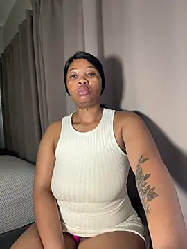 Snapshot of cherrybabe76 chatting on 9, 2, 2025 cherrybabe76 online show from 9, 2, 2025