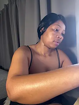 Snapshot of cherrybabe76 chatting on 10, 2, 2025 cherrybabe76 online show from 10, 2, 2025