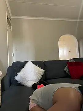 Snapshot of cherrybabe76 chatting on 14, 2, 2025 cherrybabe76 online show from 14, 2, 2025