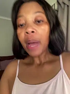 Snapshot of cherrybabe76 chatting on 24, 2, 2025 cherrybabe76 online show from 24, 2, 2025