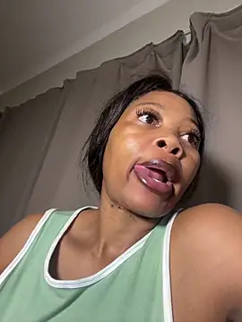 Snapshot of cherrybabe76 chatting on 19, 3, 2025 cherrybabe76 online show from 19, 3, 2025