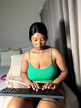 Snapshot of cherrybabe76 chatting on 28, 10, 2025 cherrybabe76 online show from 28, 10, 2025