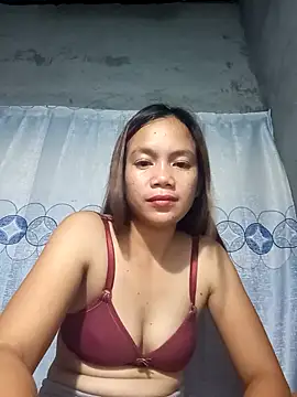 Snapshot of candy_baby1200 chatting on 2, 7, 2026 candy baby1200 online show from 2, 7, 2026