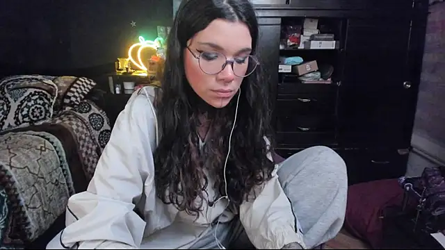 Lilmarieee online show from 25, 1, 2025