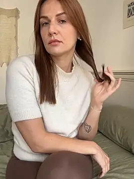Snapshot of BritneyHall chatting on 24, 3, 2026 BritneyHall online show from 24, 3, 2026