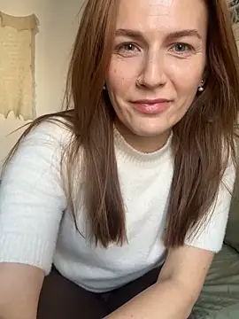 Snapshot of BritneyHall chatting on 25, 3, 2026 BritneyHall online show from 25, 3, 2026