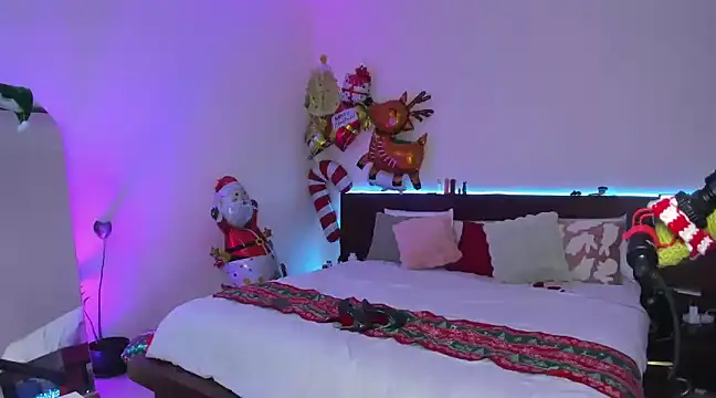 Snapshot of holy_khloe chatting on 22, 12, 2024 holy khloe online show from 22, 12, 2024