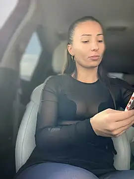 YOUR-KARINA online show from 4, 2, 2025