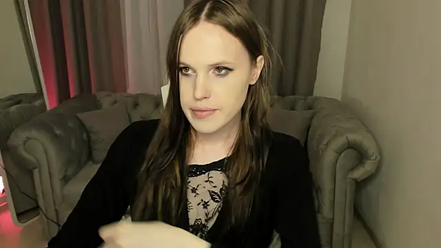 EffieMinki online show from 18, 4, 2026