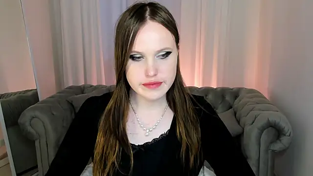 EffieMinki online show from 5, 7, 2026