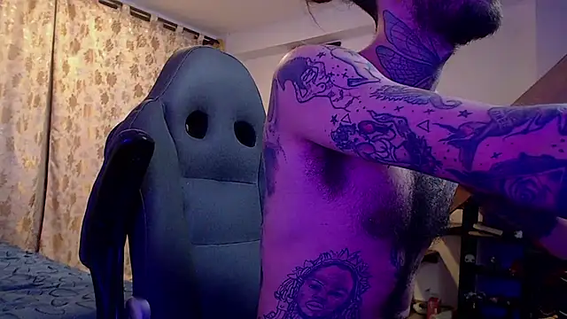 Snapshot of harry_reems1 chatting on 12, 12, 2024 harry reems1 online show from 12, 12, 2024