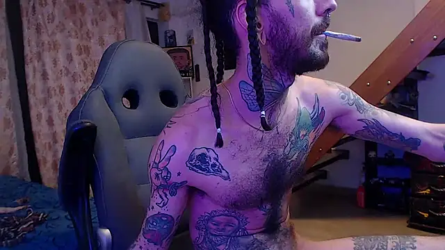 Snapshot of harry_reems1 chatting on 15, 12, 2024 harry reems1 online show from 15, 12, 2024