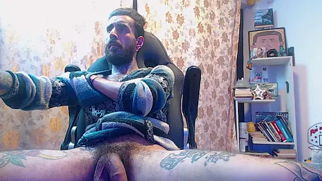 Snapshot of harry_reems1 chatting on 8, 1, 2025 harry reems1 online show from 8, 1, 2025