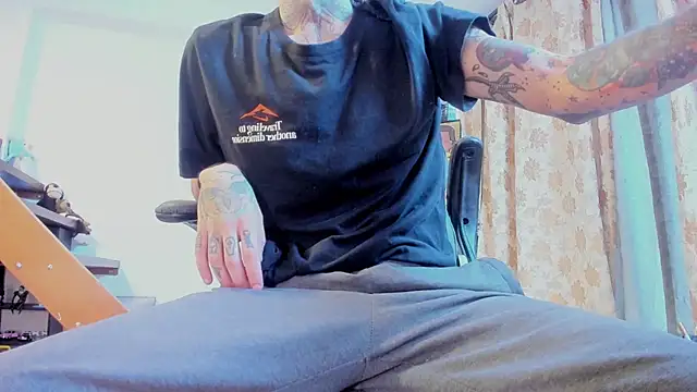 Snapshot of harry_reems1 chatting on 22, 3, 2025 harry reems1 online show from 22, 3, 2025