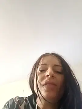 Snapshot of khloebanques chatting on 1, 3, 2026 khloebanques online show from 1, 3, 2026