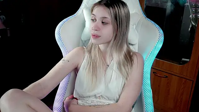 ho1yho1e online show from 4, 12, 2025