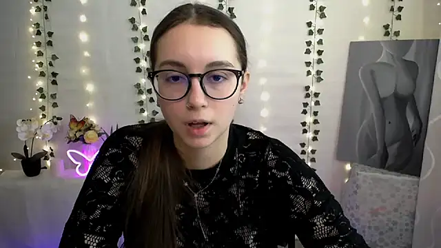 SweetPrincess  online show from 21, 3, 2025