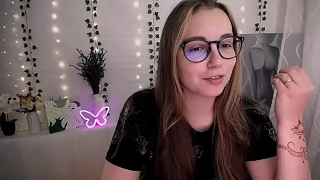 SweetPrincess  online show from 24, 9, 2025