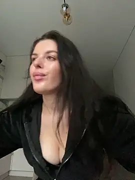 little belucci online show from 14, 12, 2025