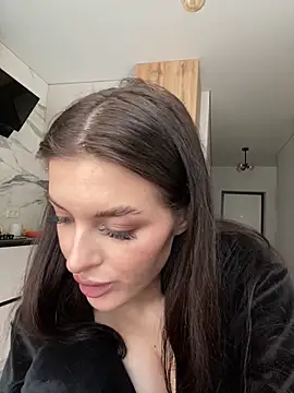 Snapshot of little_belucci chatting on 22, 2, 2026 little belucci online show from 22, 2, 2026