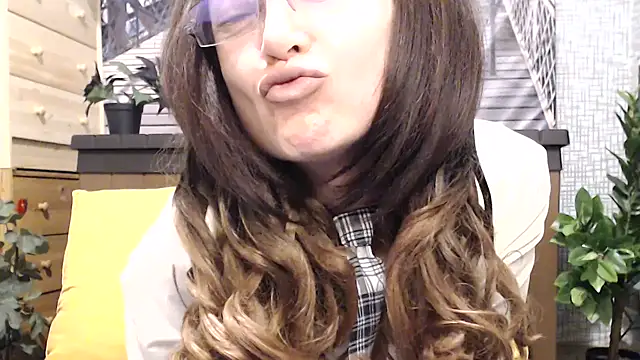 Snapshot of lilianleight chatting on 3, 7, 2026 lilianleight online show from 3, 7, 2026