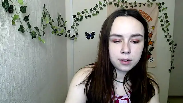 Snapshot of VeryVeryVeryShy_ chatting on 5, 3, 2026 VeryVeryVeryShy online show from 5, 3, 2026