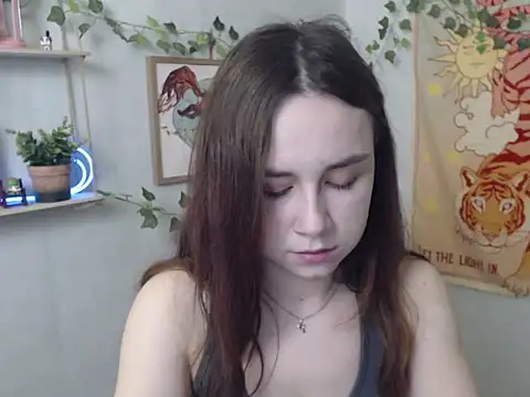 Snapshot of VeryVeryVeryShy_ chatting on 3, 4, 2026 VeryVeryVeryShy online show from 3, 4, 2026