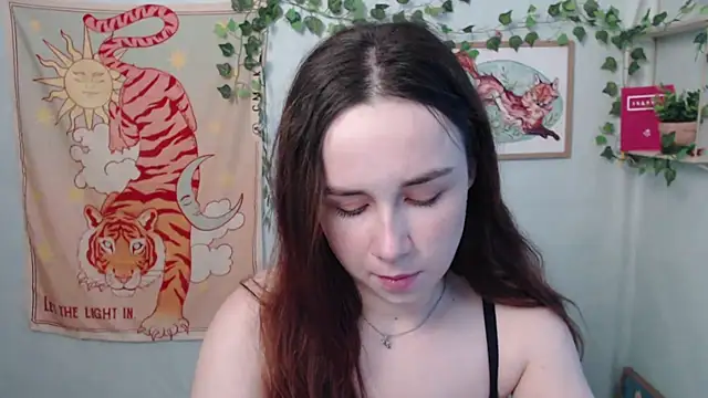 Snapshot of VeryVeryVeryShy_ chatting on 12, 6, 2026 VeryVeryVeryShy online show from 12, 6, 2026