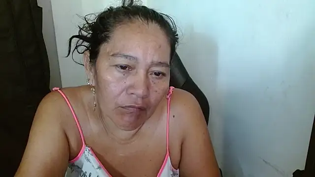 Snapshot of katia_mature chatting on 22, 12, 2025 katia mature online show from 22, 12, 2025