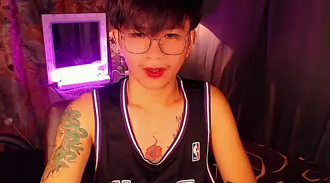 Sexy Handsome Drex online show from 3, 12, 2024