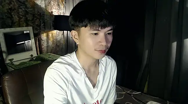 Sexy Handsome Drex online show from 11, 2, 2025