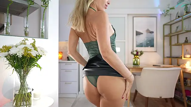 IamRealSugar online show from 11, 10, 2025