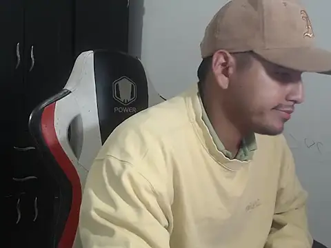 Snapshot of kylian_07 chatting on 17, 2, 2026 kylian 07 online show from 17, 2, 2026