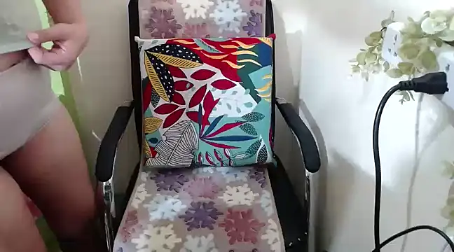 Snapshot of Skinny_regie99xxx chatting on 21, 2, 2025 Skinny regie99xxx online show from 21, 2, 2025