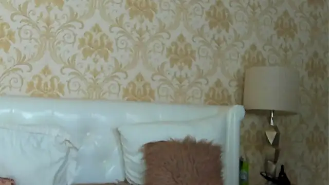 Snapshot of GiannaElliss chatting on 20, 1, 2025 GiannaElliss online show from 20, 1, 2025