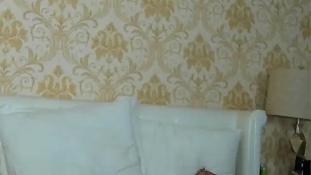 Snapshot of GiannaElliss chatting on 7, 2, 2025 GiannaElliss online show from 7, 2, 2025