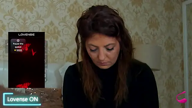 Snapshot of GiannaElliss chatting on 28, 2, 2025 GiannaElliss online show from 28, 2, 2025