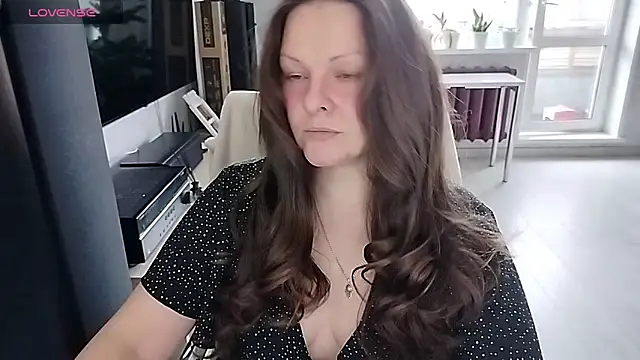 Snapshot of Marla_Singerrr chatting on 17, 5, 2026 Marla Singerrr online show from 17, 5, 2026